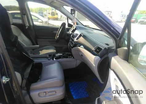 2016 Honda Pilot Touring from USA, damaged, VIN 5FNYF6H9XGB034417